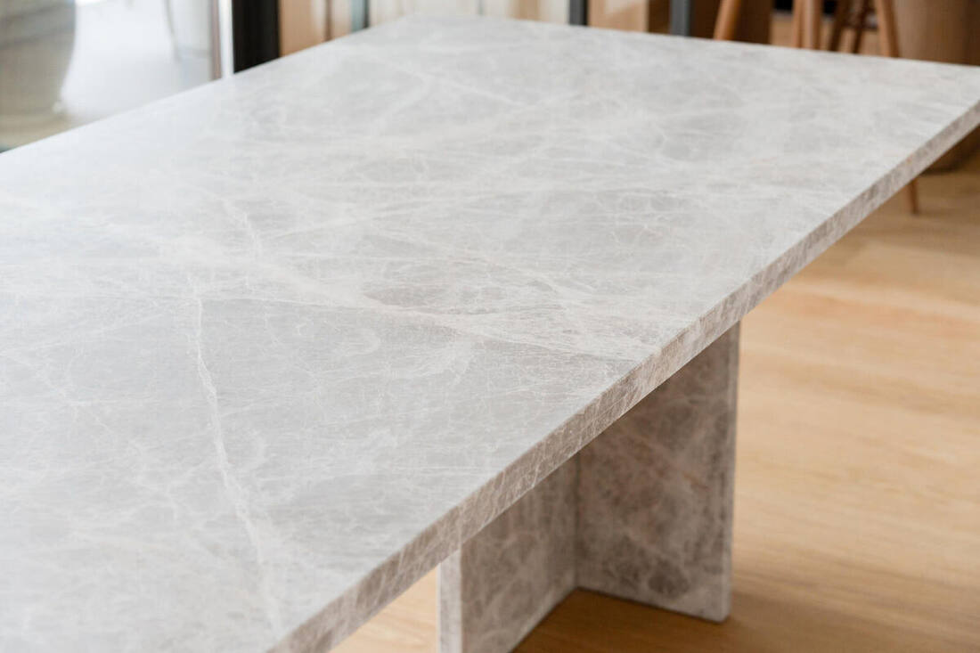 Canto Dining Table 5