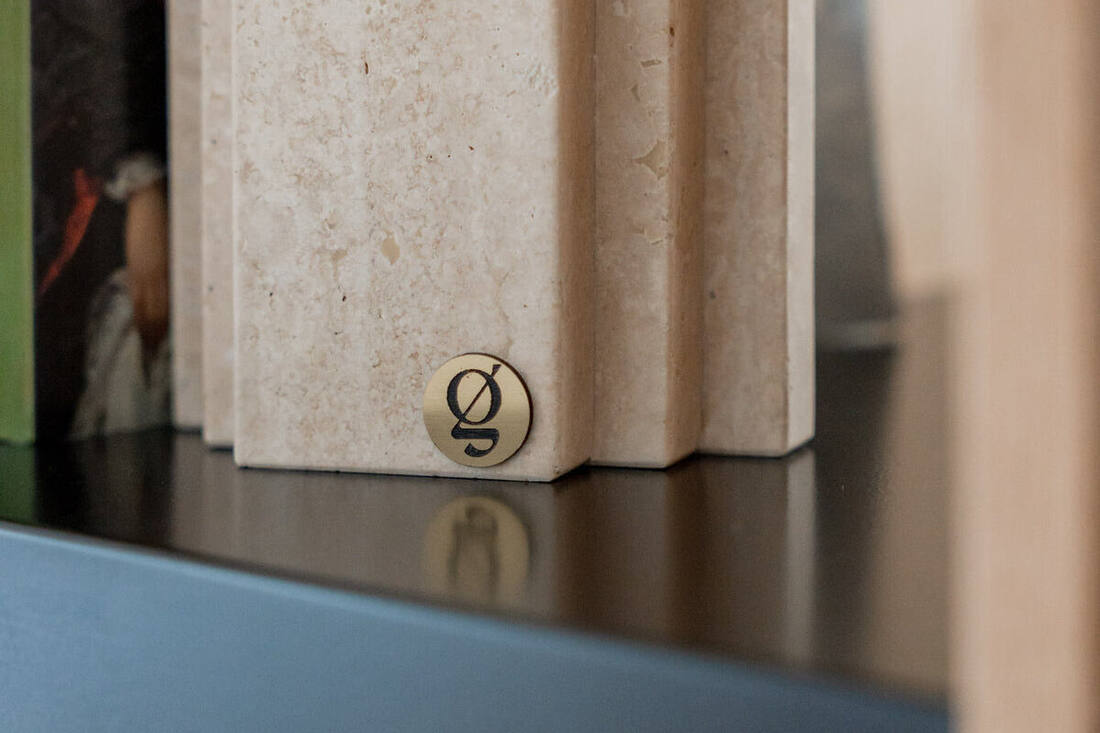 Arco Bookends 3