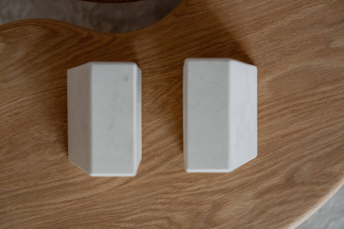 Arista Bookends 4